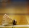 Jouer au badminton